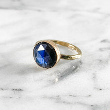 Load image into Gallery viewer, Rose Cut Labradorite Ring