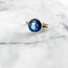 Load image into Gallery viewer, Rose Cut Labradorite Ring