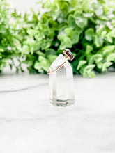 Load image into Gallery viewer, Garnet 6x8 Pear Ring