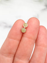 Load image into Gallery viewer, Sapphire Studs