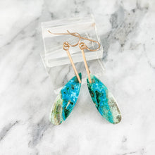 Load image into Gallery viewer, Gemstone Dangles with Square Wire