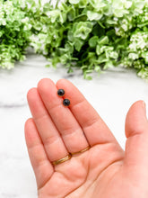 Load image into Gallery viewer, Spinel Studs