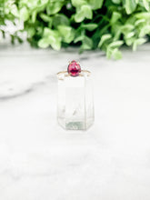 Load image into Gallery viewer, Garnet 6x8 Pear and Contour Band Set