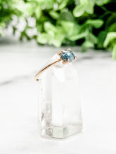 Load image into Gallery viewer, Teal Kyanite 6x8 Oval Ring