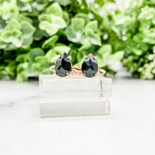 Load image into Gallery viewer, Rose Cut Pear Onyx Ring