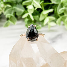 Load image into Gallery viewer, Pear Spinel Ring - Large