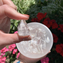 Load image into Gallery viewer, lemurian quartz points