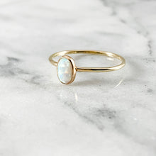 Load image into Gallery viewer, Oval Opal Ring